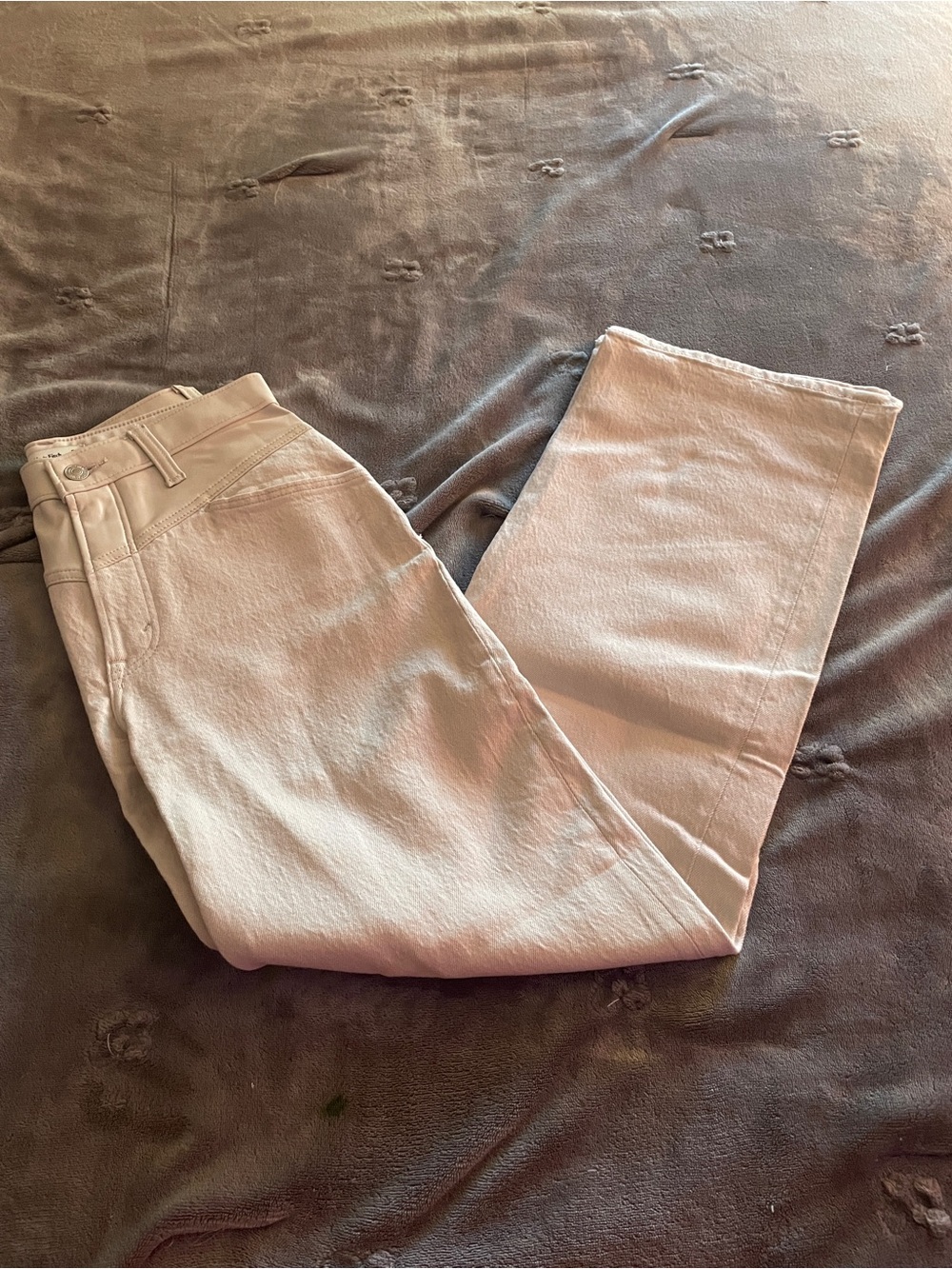 Abercrombie & Fitch The 90s Relaxed Jean High Rise